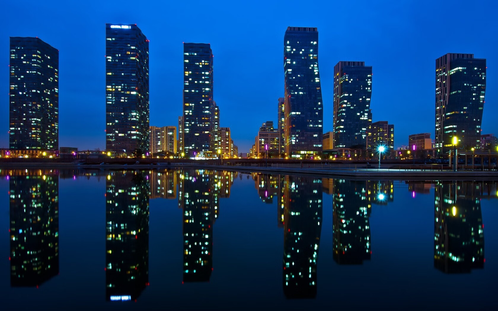 九游娱乐(jiuyou)官方网站-美方划频提升更剧烈，中方更线性稳定，中方欲发言时美方赶走媒体