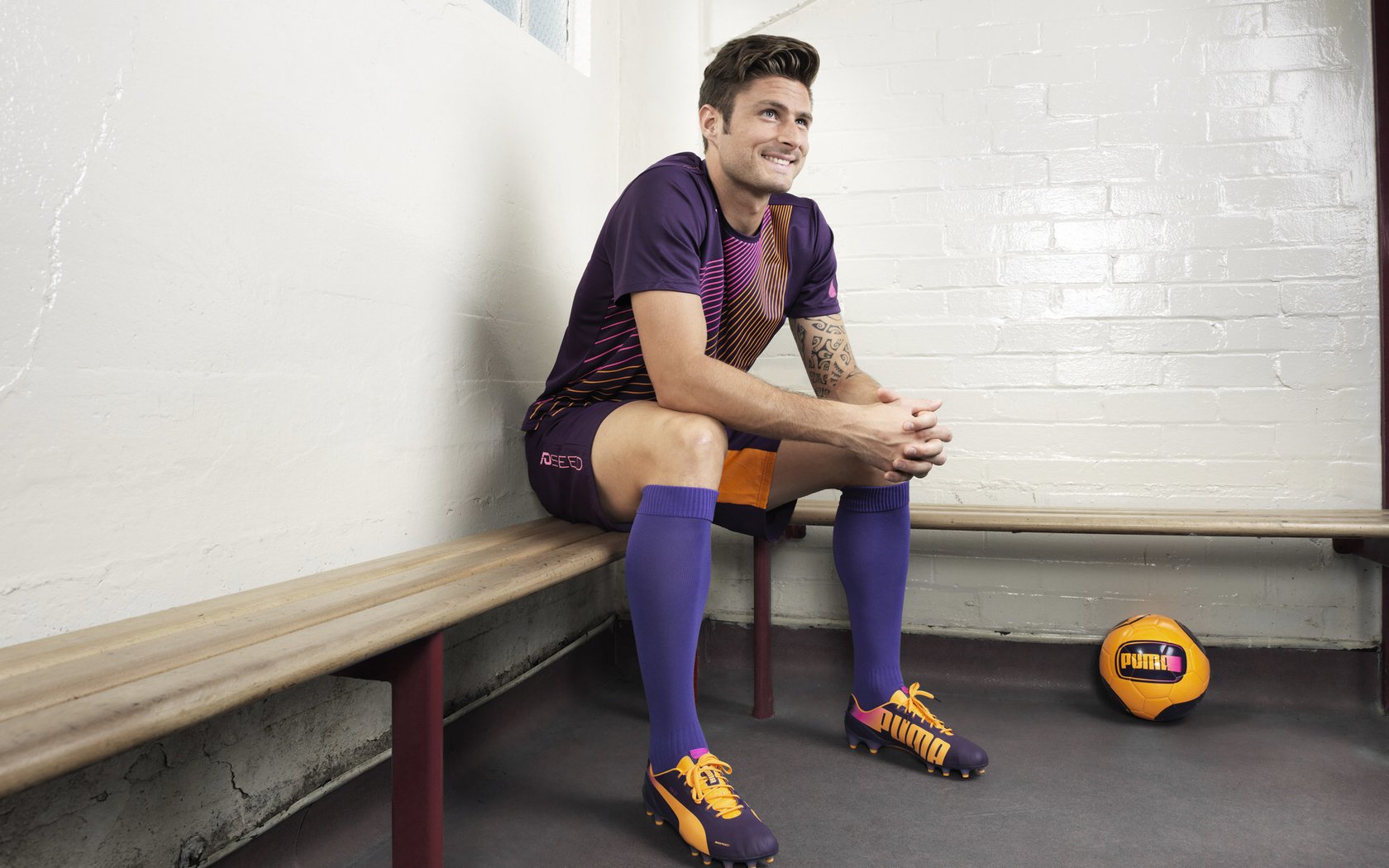 捷克队防守反击犀利,黑马名号不再偶然,捷克队打法