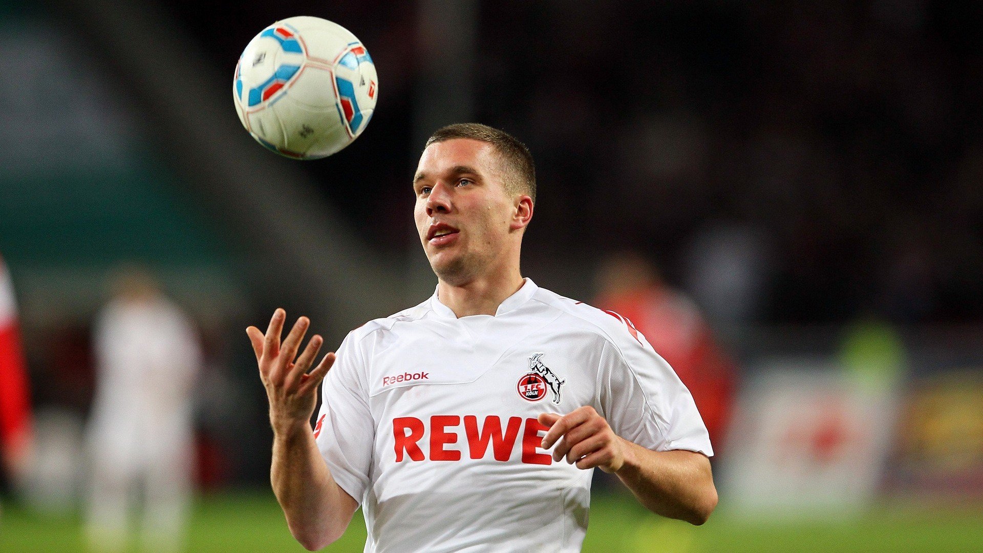 逆转恐惧夜：那些震撼整个欧洲的战斗瞬间，美国恐怖片逆转